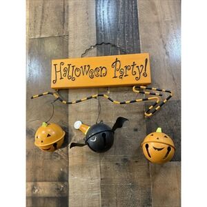 Wall Hanging Wood and Metal Pumpkins, bat bells jack-o'-lantern ~Halloween party